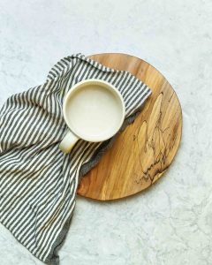 12" round wood cutting board