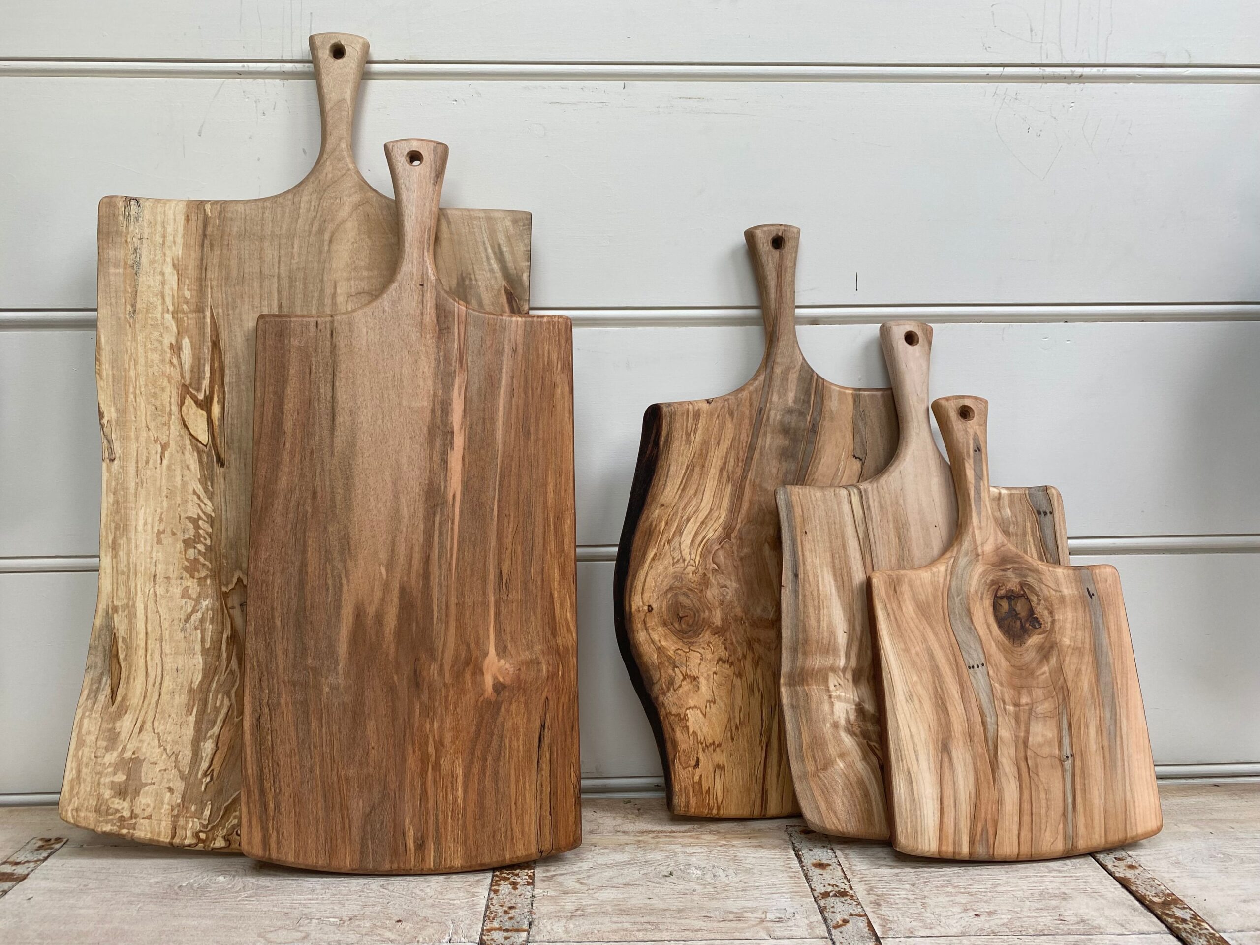 Jumbo, Live Edge, Ambrosia Maple Wooden Cutting Board with Handle (27”) - Image 3